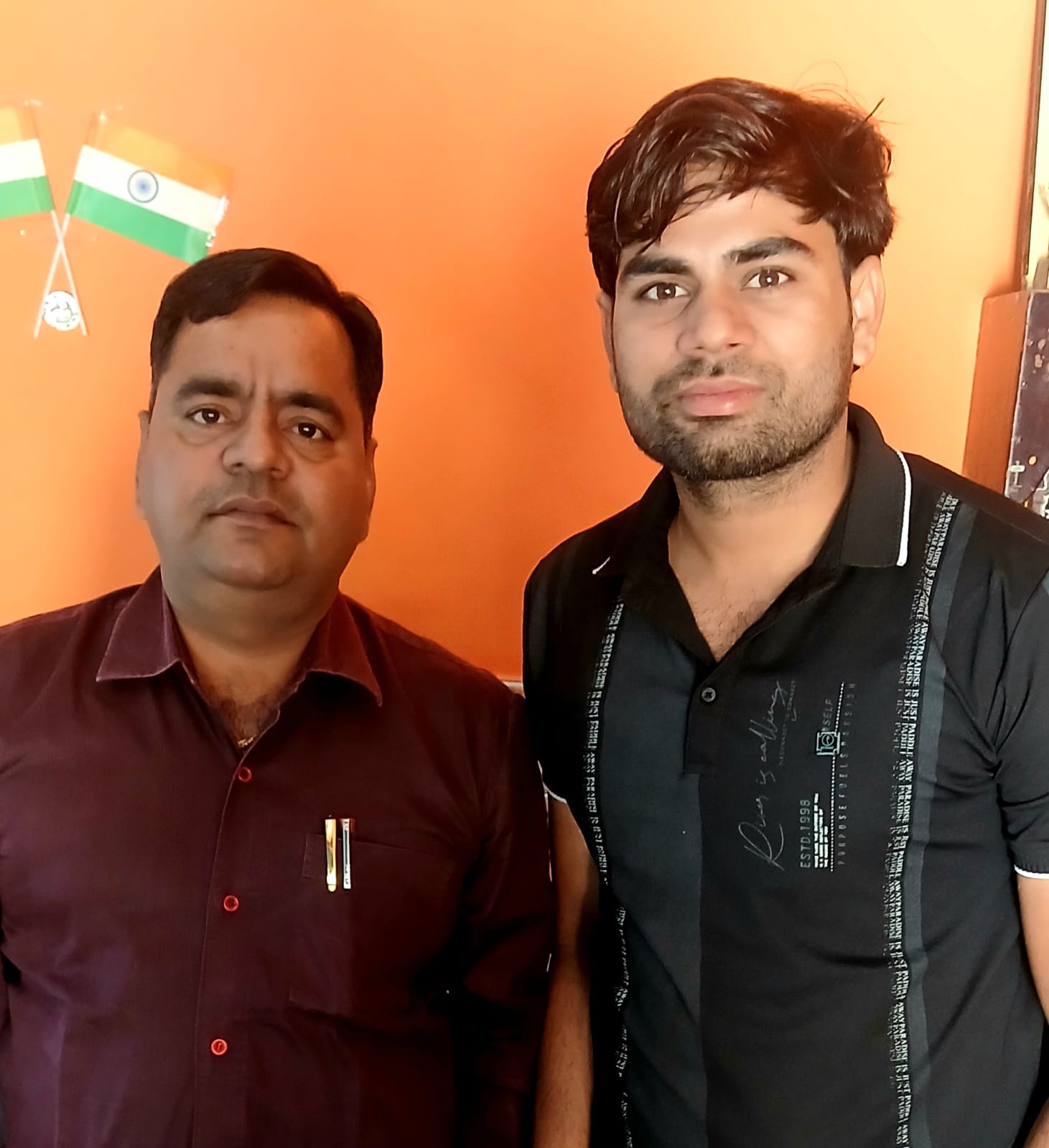 श्रीमान महेंद्र कुमार जी प्रबंधक/प्रधानाचार्य लॉर्ड कृष्णा पब्लिक स्कूल एडिंग गोवर्धन मथुरा